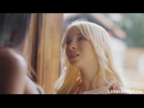 ❤️ A lány néhány hónap után hazajön, és végül a mostohaanyja punciját eszik. ☑ Csak pornó at hu.wassell.ru ️
